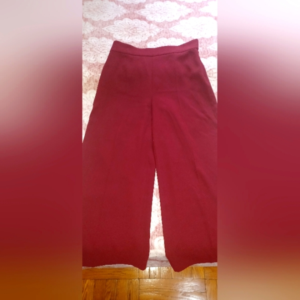 Zara Women’s Basic Flowy Pants - Picture 2 of 4
